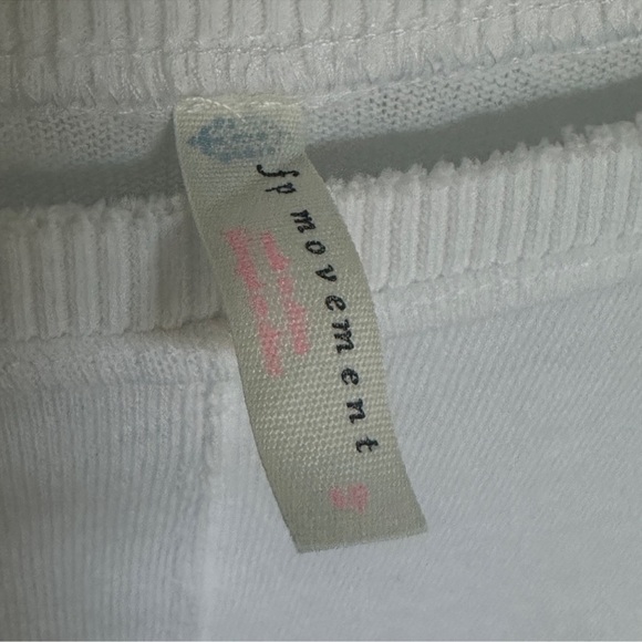 Free People Lightweight Oversized White Cropped Pullover - Picture 3 of 5